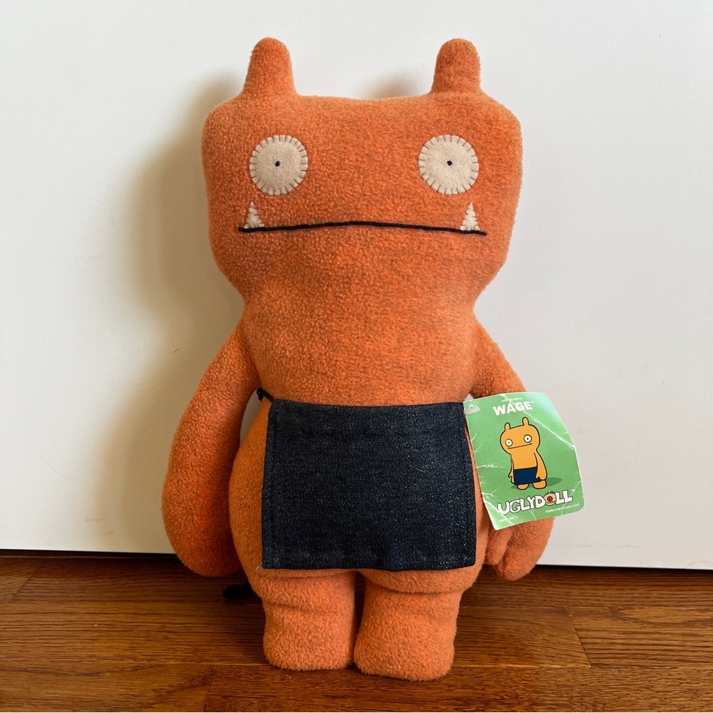 Vintage Y2K Wage Orange Plush Toy